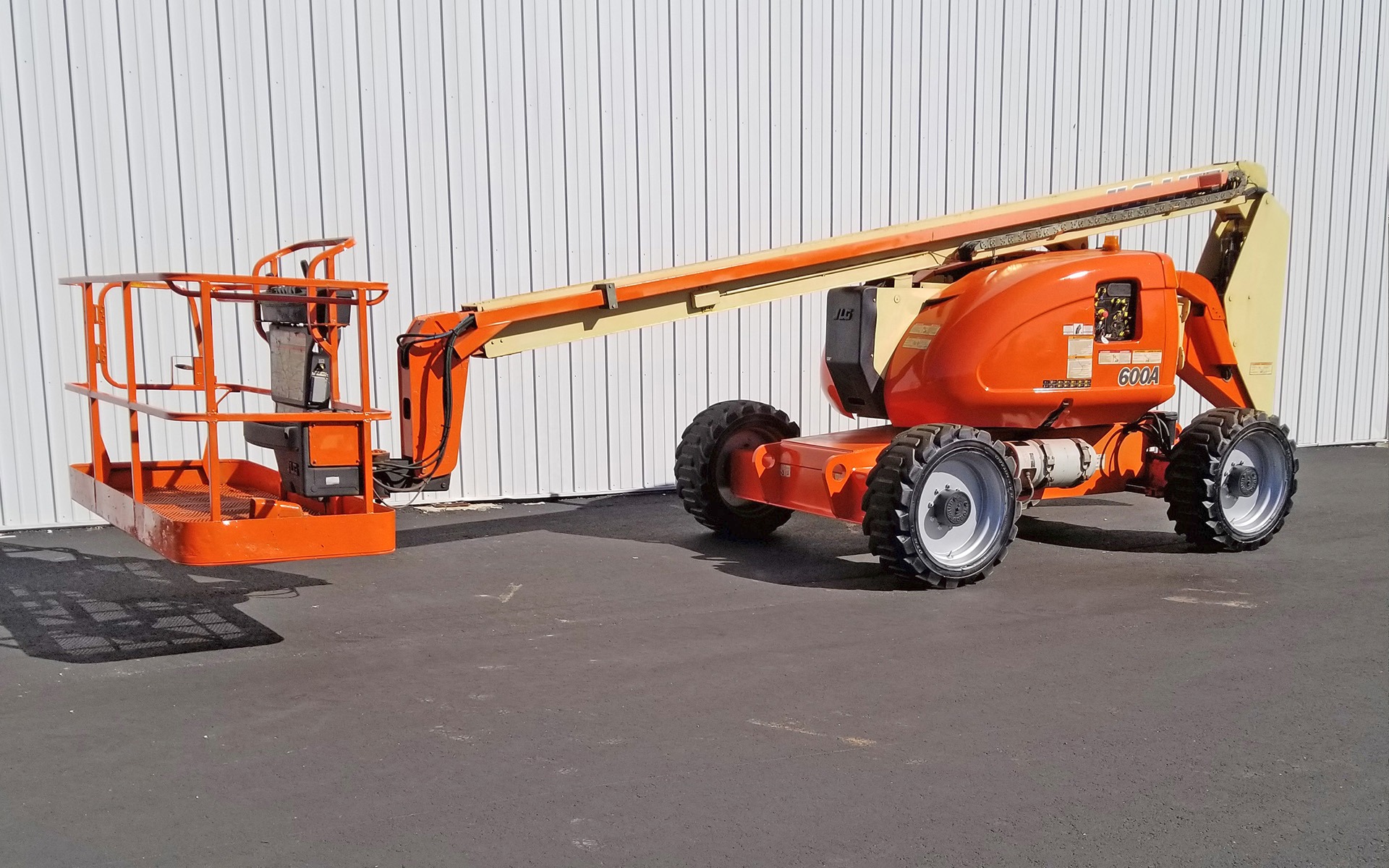 Used 2006 JLG 600A  | Cary, IL