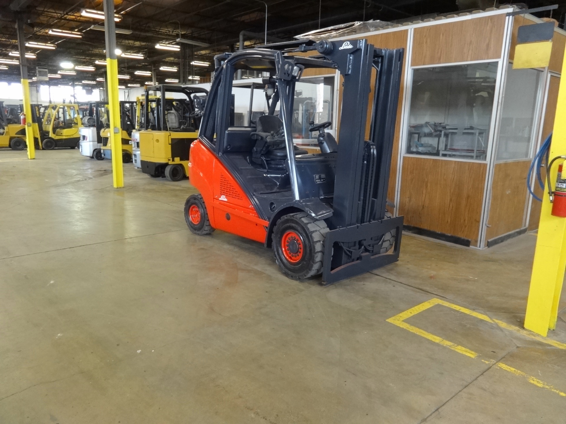 New 2005 LINDE H30D  | Cary, IL