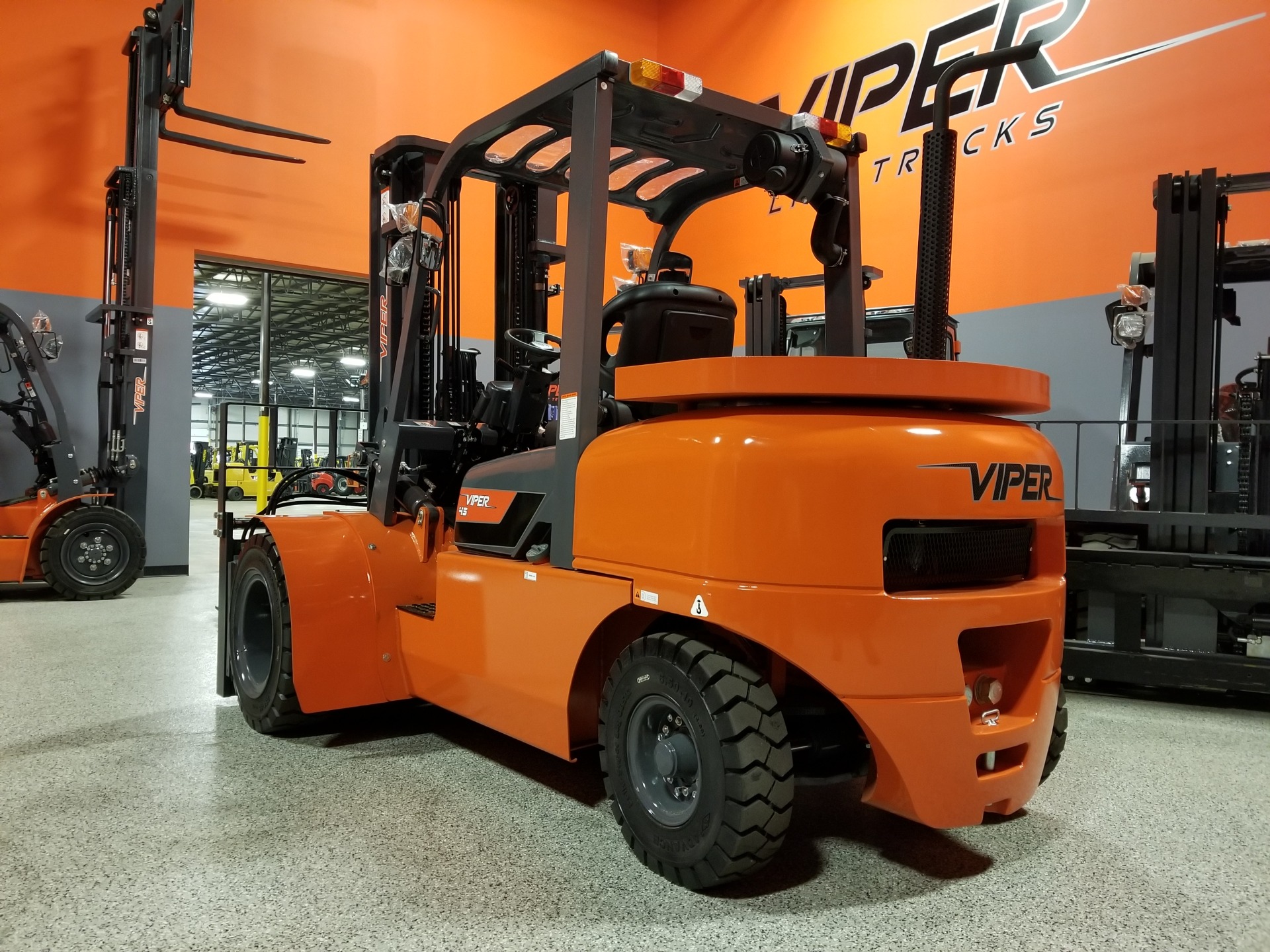 New 2021 VIPER FD45  | Cary, IL