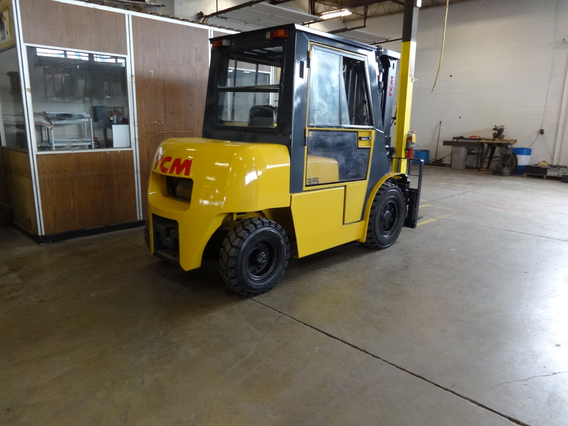 Used 2006 TCM FD35T9  | Cary, IL