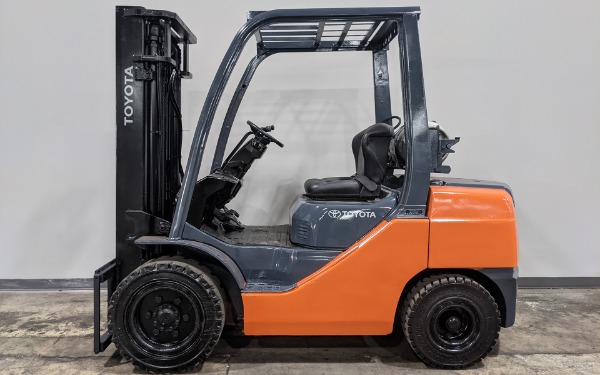 Used Forklifts For Sale Pre Owned Forklifts Illinois Lift Equipment