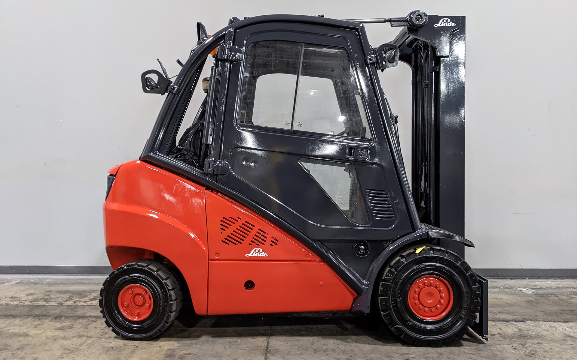 Used 2011 LINDE H25D  | Cary, IL