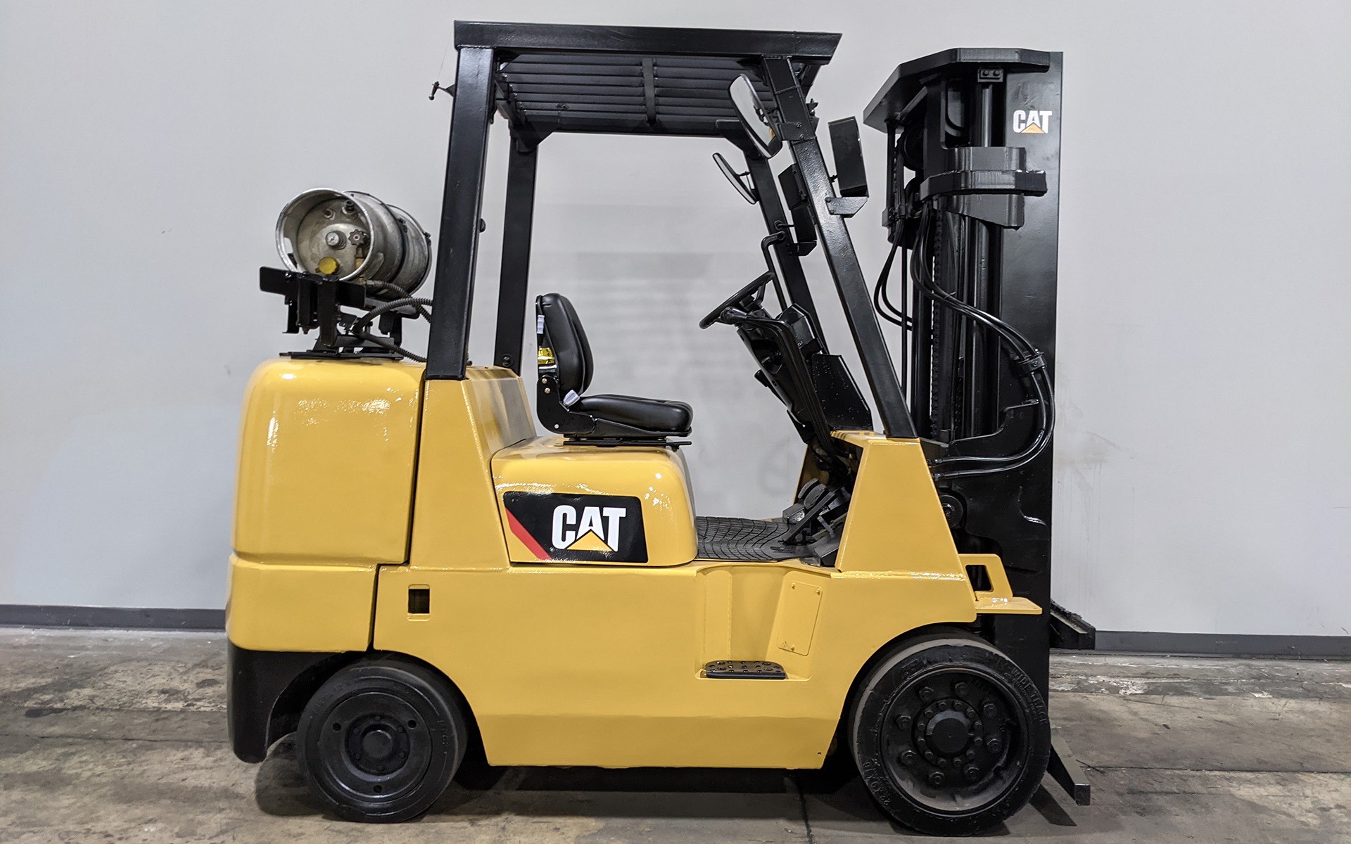 Used 2016 CATERPILLAR GC40K  | Cary, IL