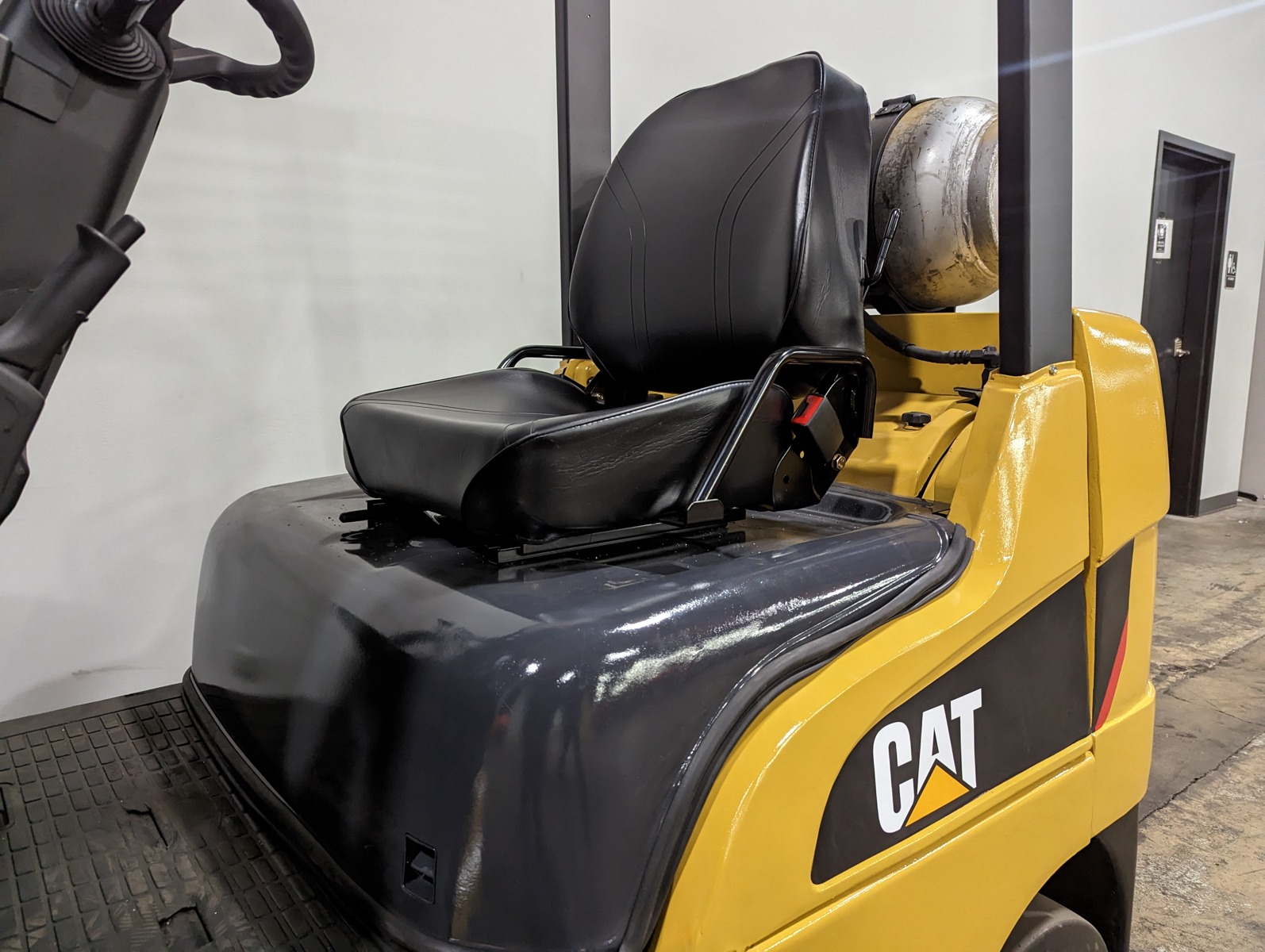 Used 2010 CATERPILLAR C5000  | Cary, IL