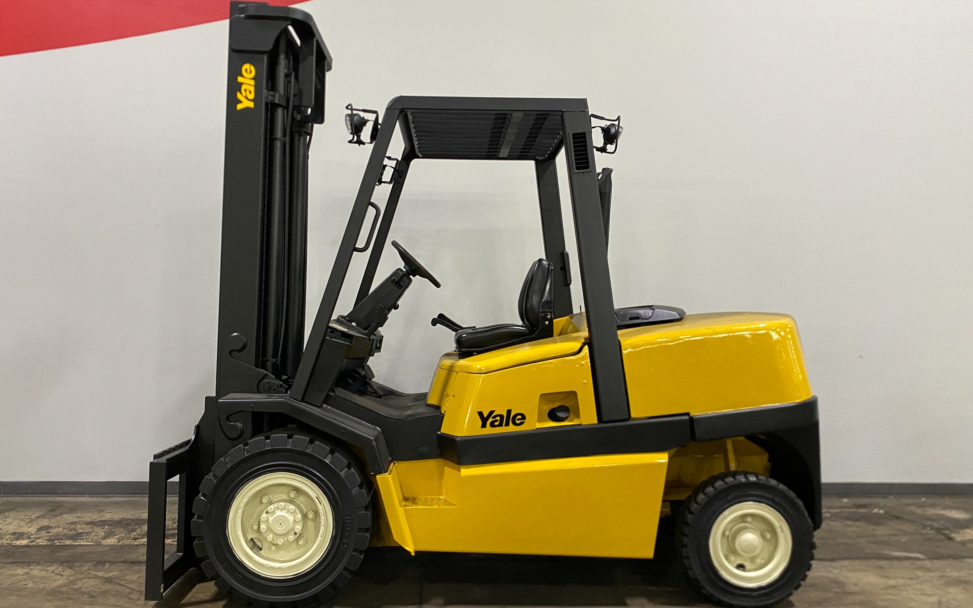 Used 2014 YALE GDP100  | Cary, IL