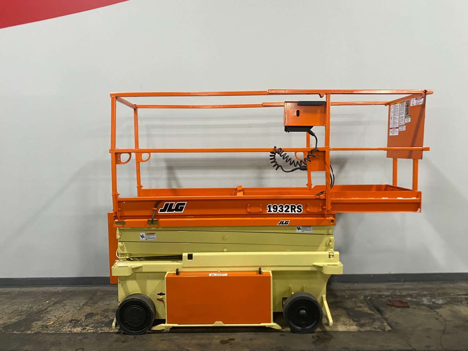 Used 2015 JLG 1932RS  | Cary, IL
