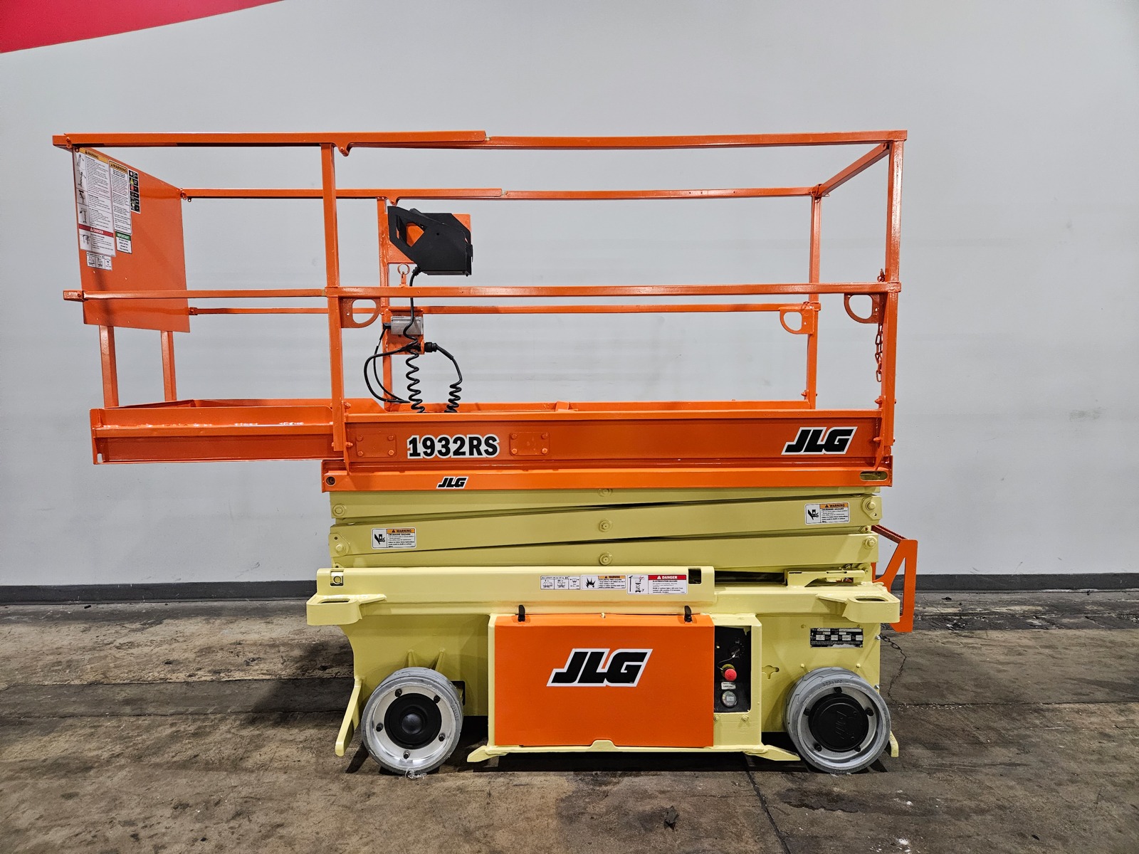 Used 2014 JLG 1932RS  | Cary, IL