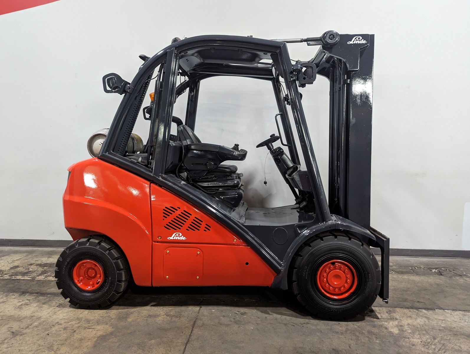 Used 2017 LINDE H35T  | Cary, IL