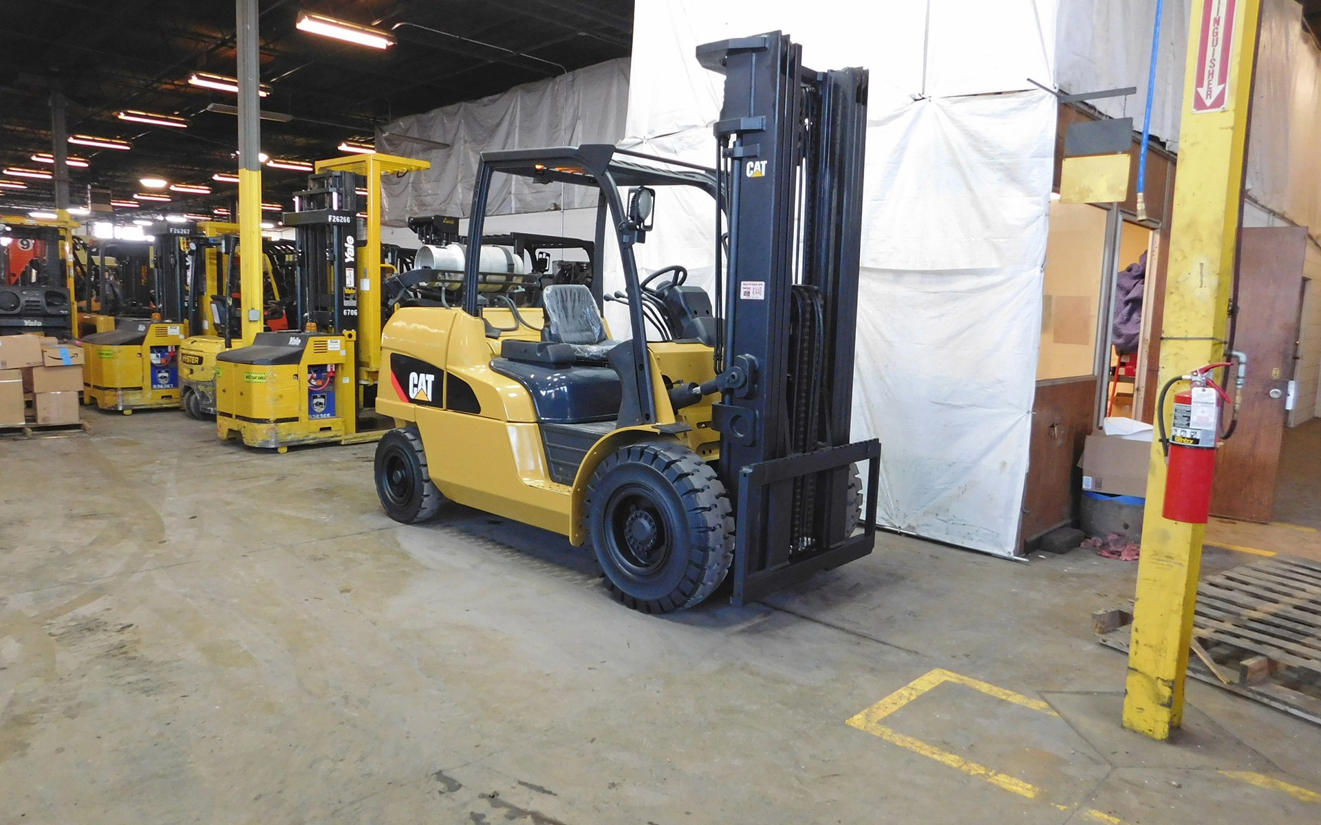 Used 2010 CATERPILLAR P12000  | Cary, IL